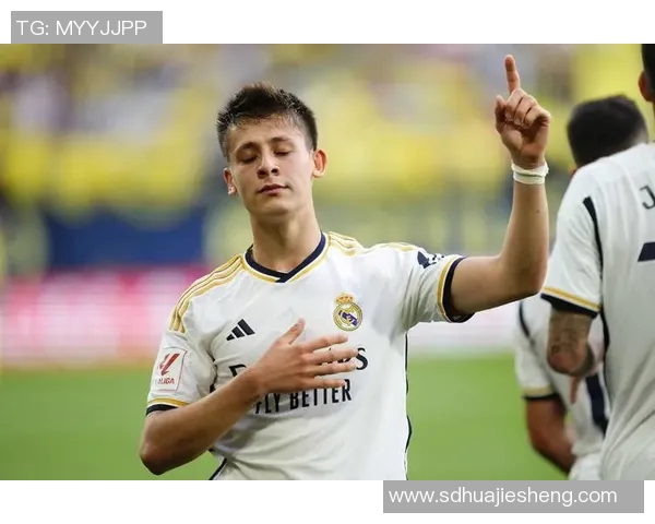 当前世界足坛最具潜力的五位现役足球明星推荐与分析